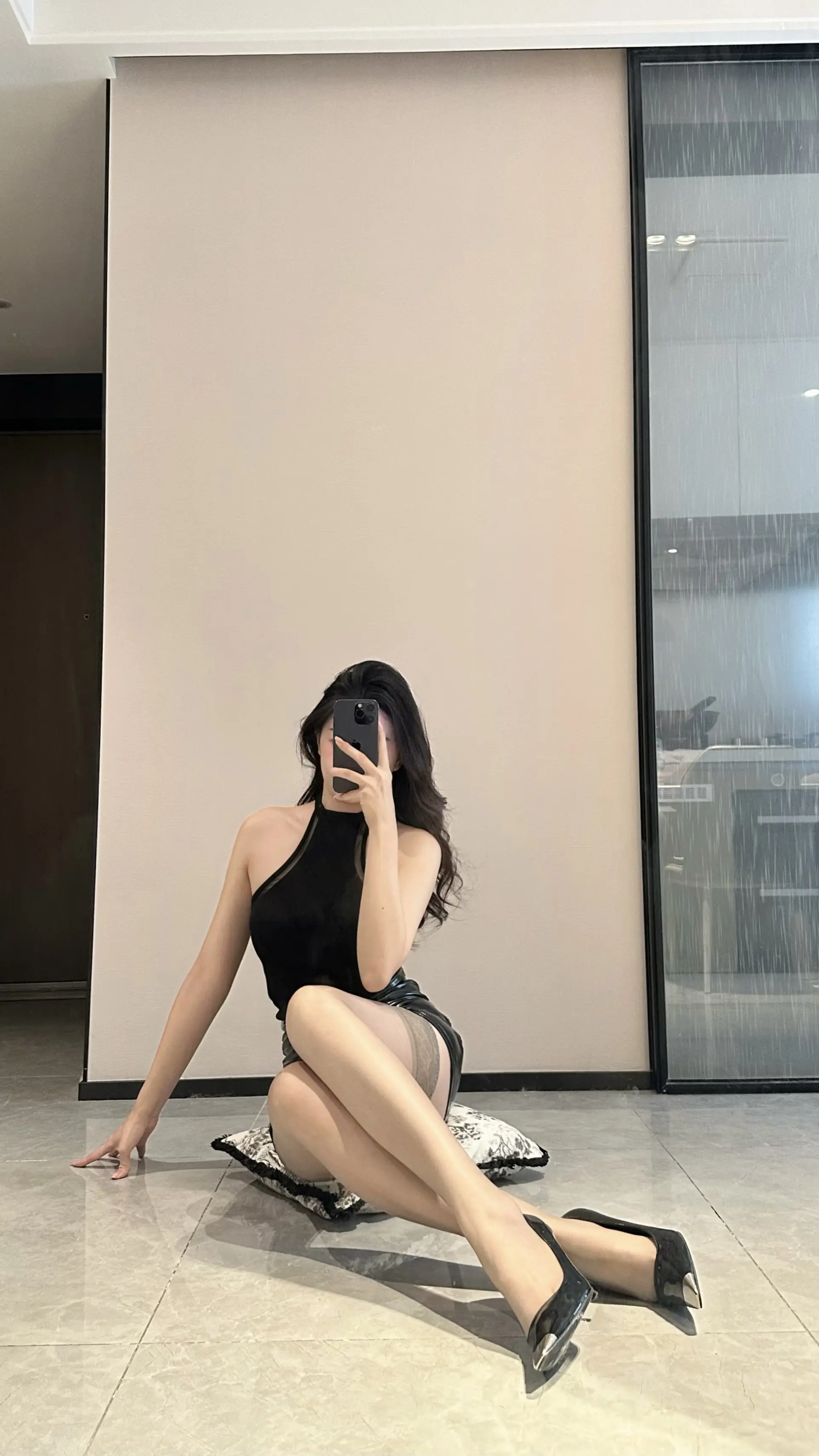 没有义务给老公以外的男人好脸色