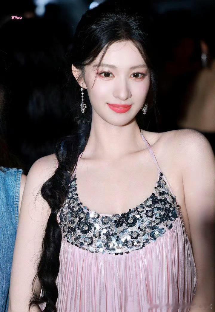 王楚然这套好出圈 ​​​