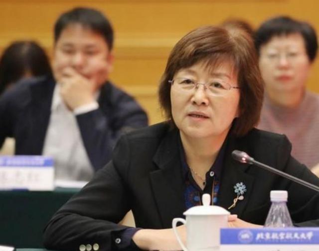 “我能让美国的反导系统形同虚设！”一句破天荒的豪言壮语，穿透了云层，震动了全球，