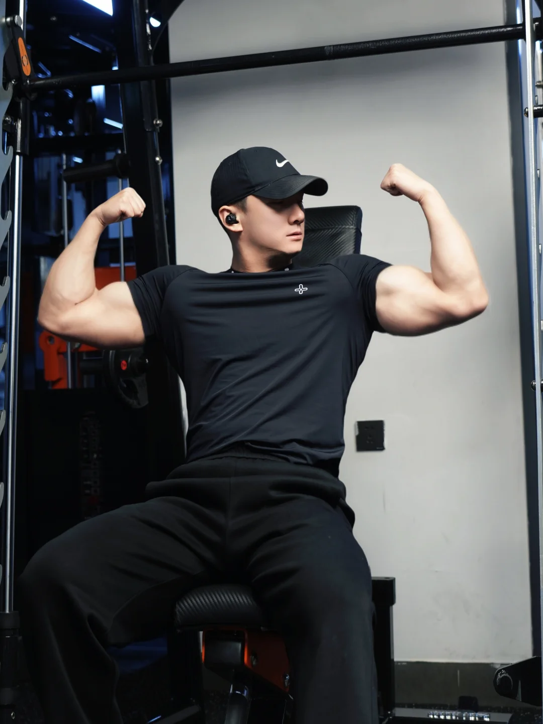 属于内蒙肌肉男的氛围感🖤