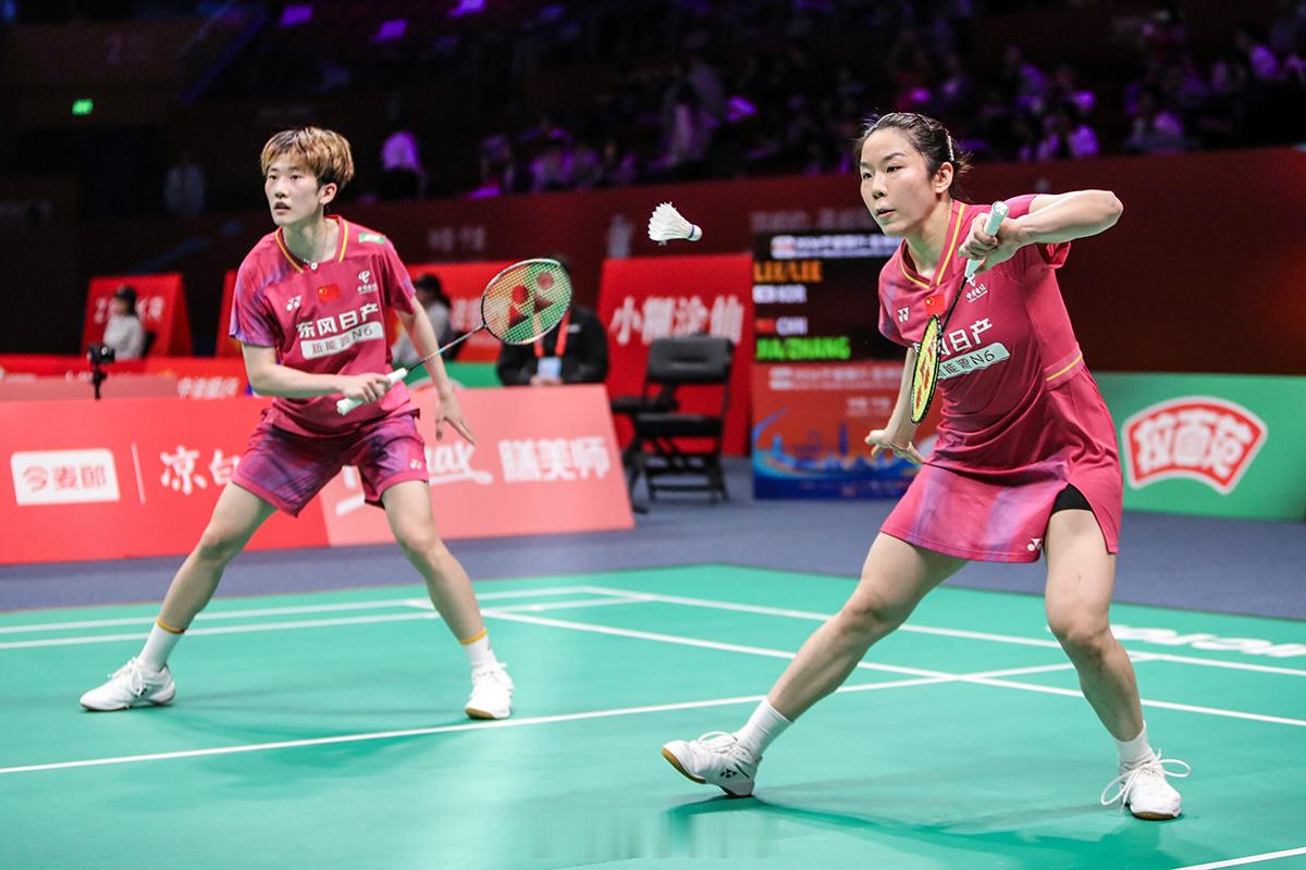 送上一组粉粉凡贤~2026年羽毛球亚锦赛凡贤组合中国羽毛球队