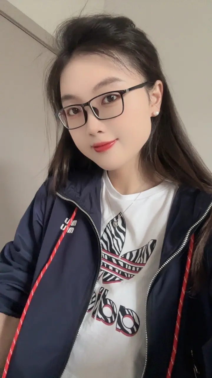 幼稚的人听情话 成熟的人看细节