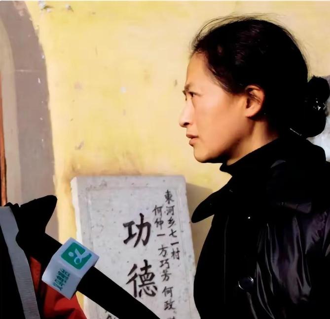 如果中国有两位这样的女性，便足以让日本陷入深渊，”这句令人震撼的话背后，是一名勇