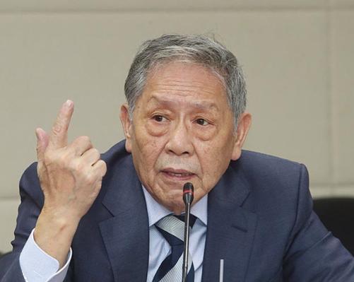 帅化民：不是我喜欢吹捧中国大陆的军武科技，反而我特别讨厌解放军的一个叫“远火”的