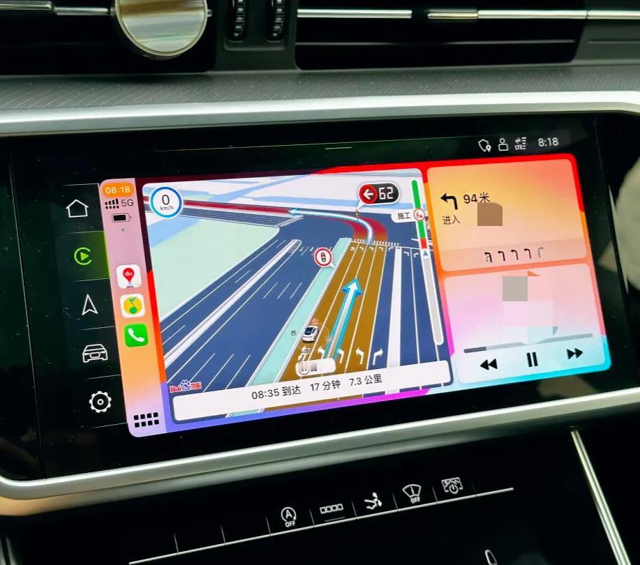 传统车企品牌的车机真不行了嘛？carplay的界面感觉越来越好看了，而且也挺好用