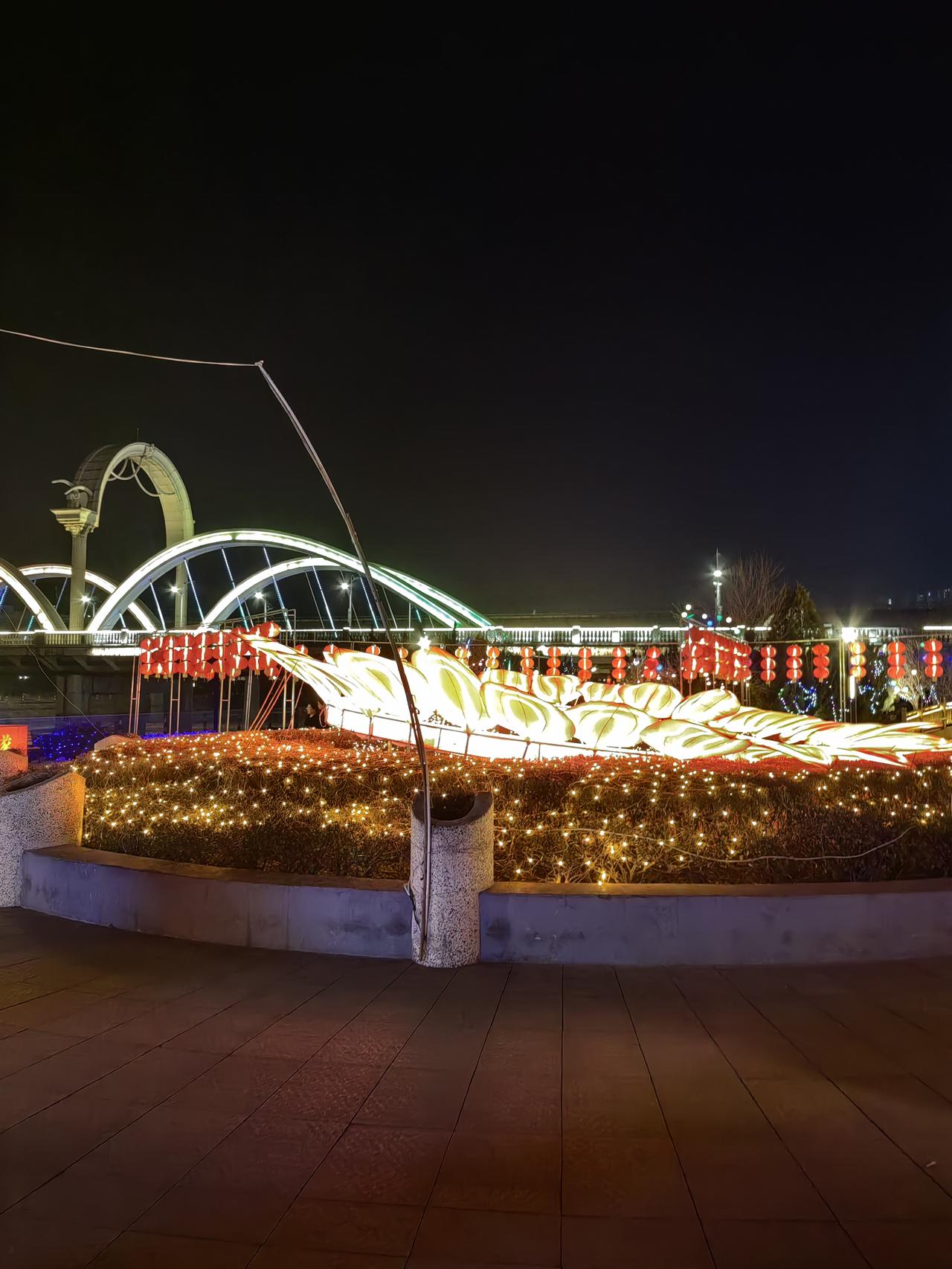 你认为阳泉灯展应分散举办吗你干脆说把灯展移到盂县，让阳泉市民驱车四十公里以外观灯