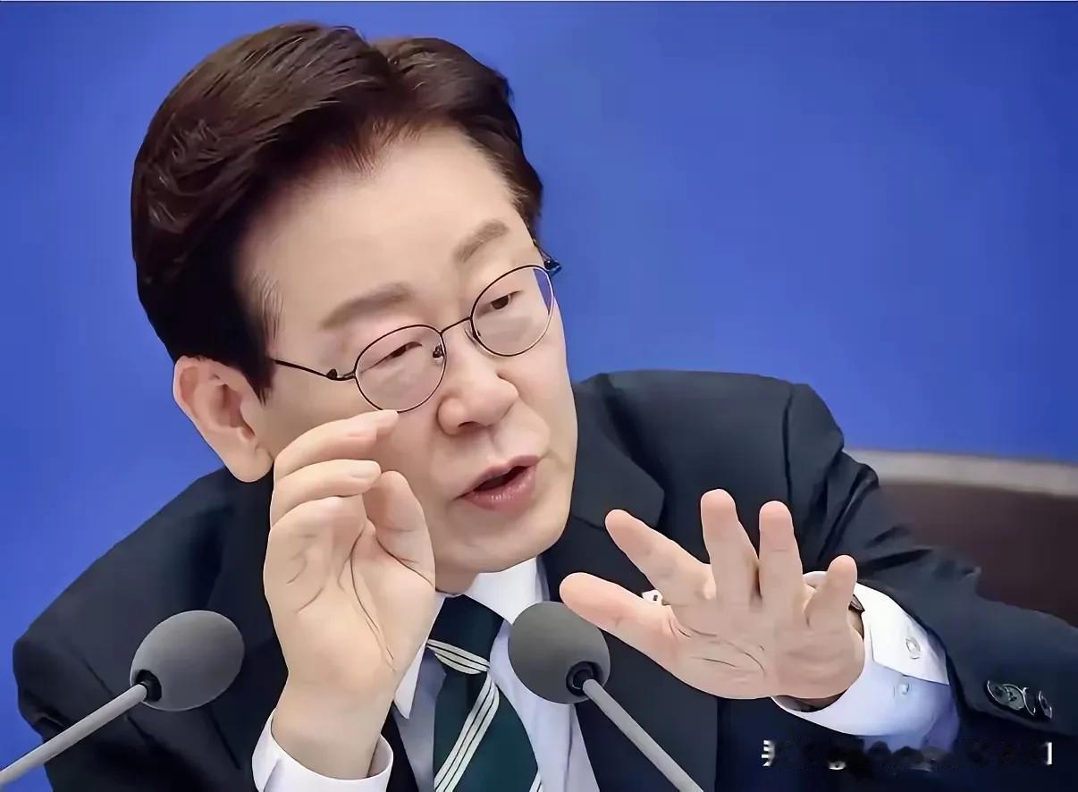 4月28日，韩国总统李在明在国会发表演讲的时候说：韩国完全有能力保护自己，不需要