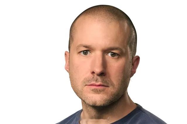 【传奇设计师或卷入苹果OpenAI争端】据科技媒体 9To5Mac 昨天报道，尽