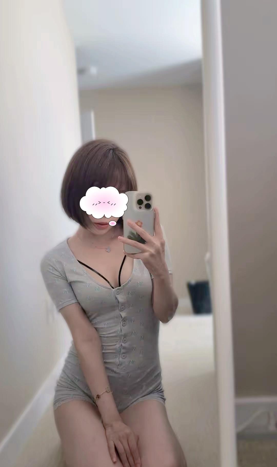 晒晒老婆的居家穿搭