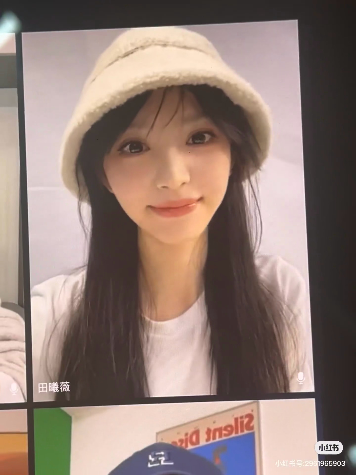 我真发现眼睛好看的精髓不在大小 一定是占的满满当当的瞳仁（存子也是这样 像婴儿的