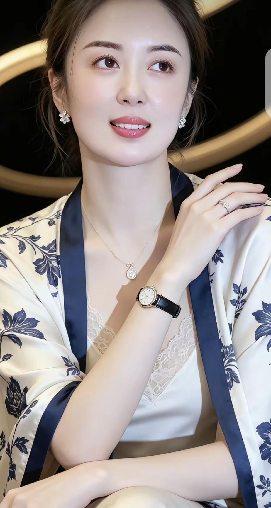 确实漂亮