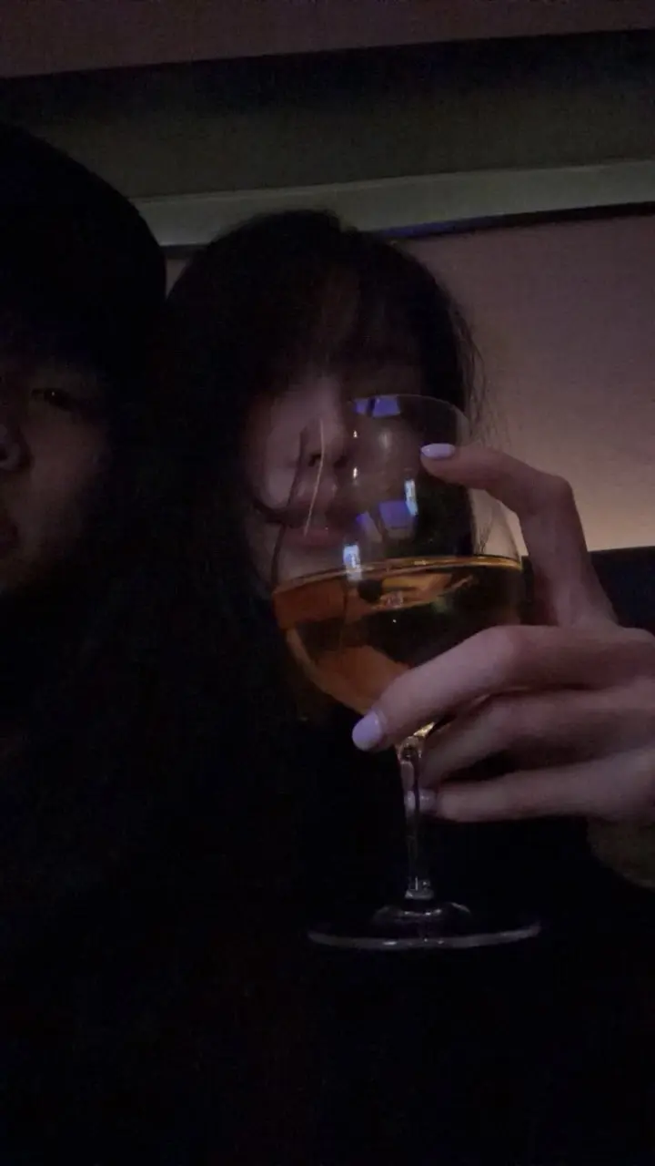 掌纹里没我的命运那就割一条出来