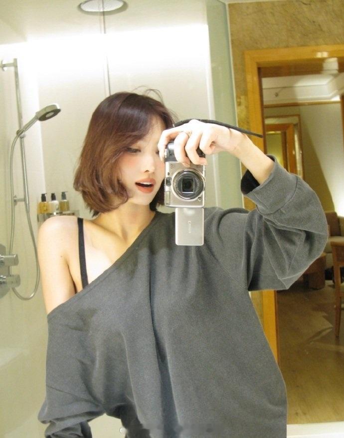 Momo平井桃 IG更新 🤍📸 ​​​