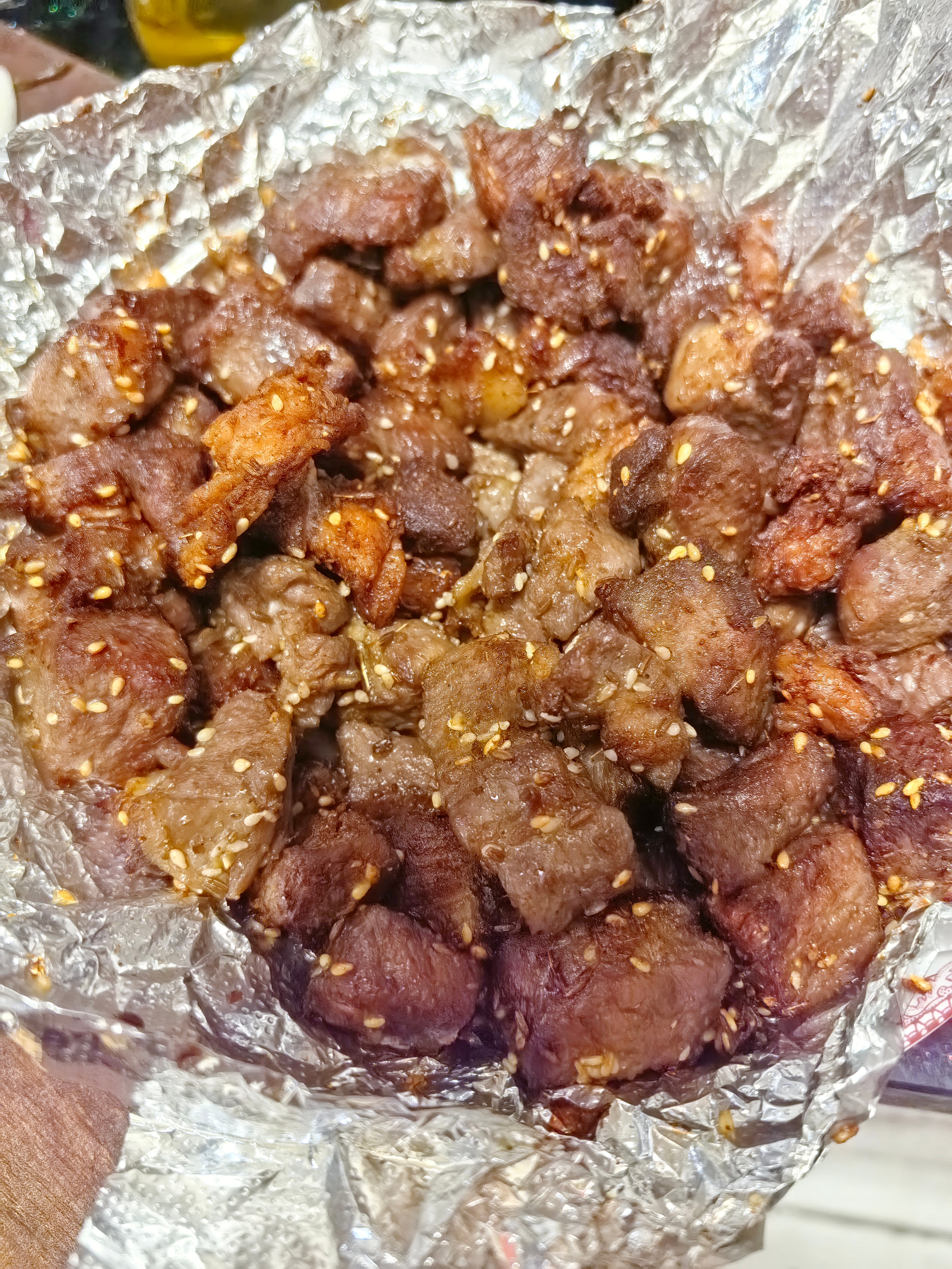 哎呦喂太好吃了老妈烤的孜然羊肉就是赞👍🏻 