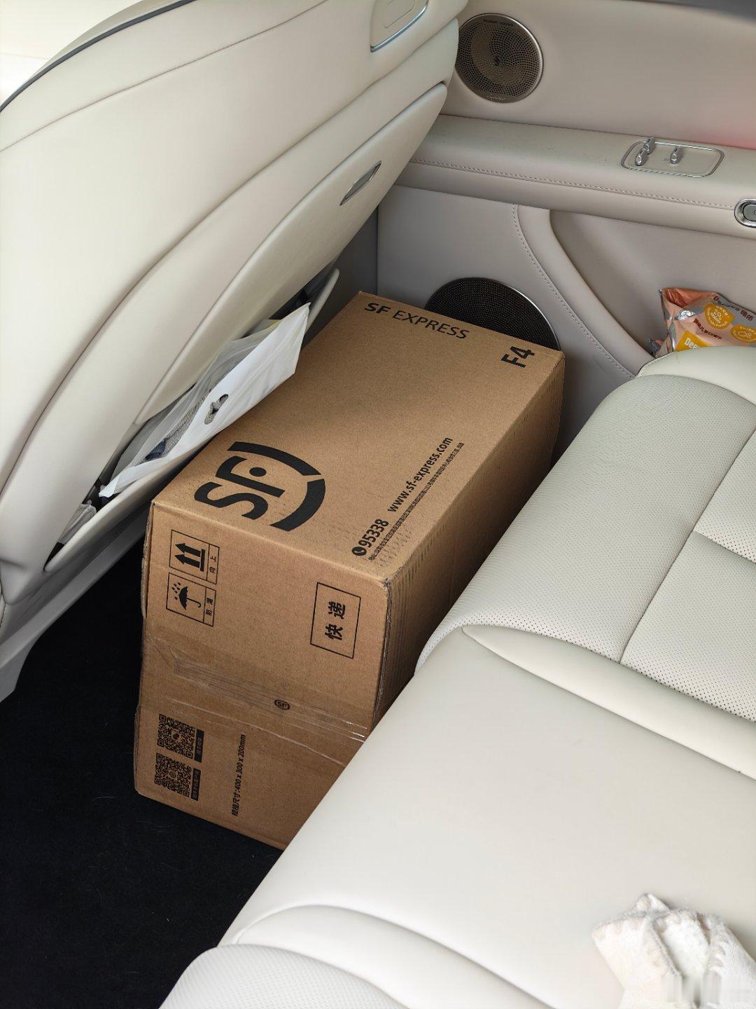 啥手机这么大一箱