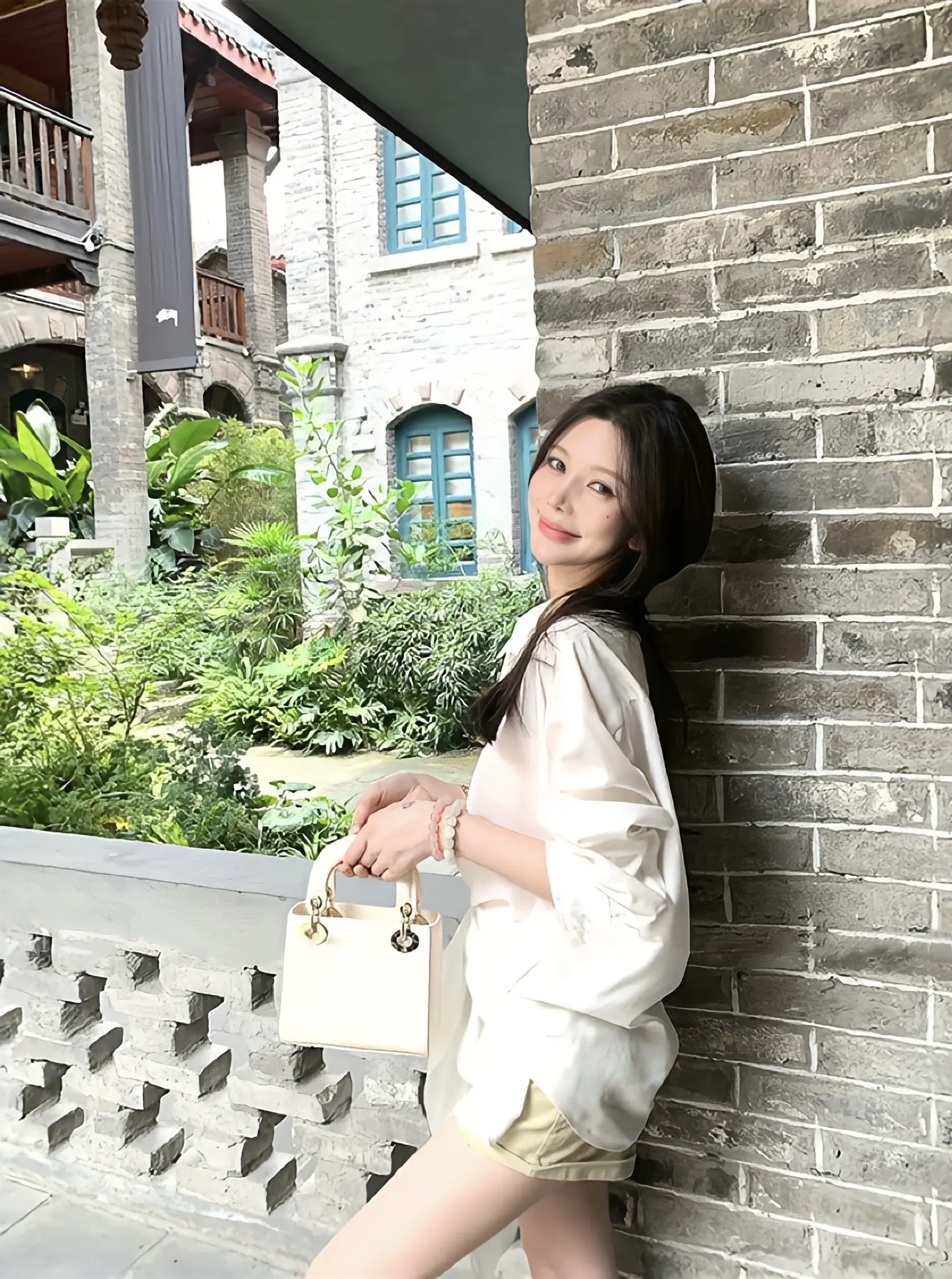 逃离你的磁场 回到我的主场