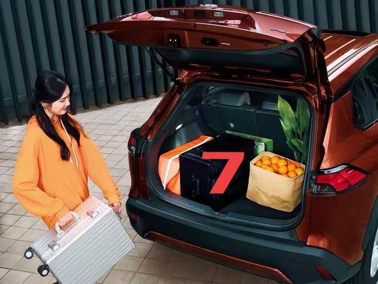 7🌹年底的快乐是卡罗拉给的
如果你想要一台开着省心、养着省钱、坐着舒服、全家放