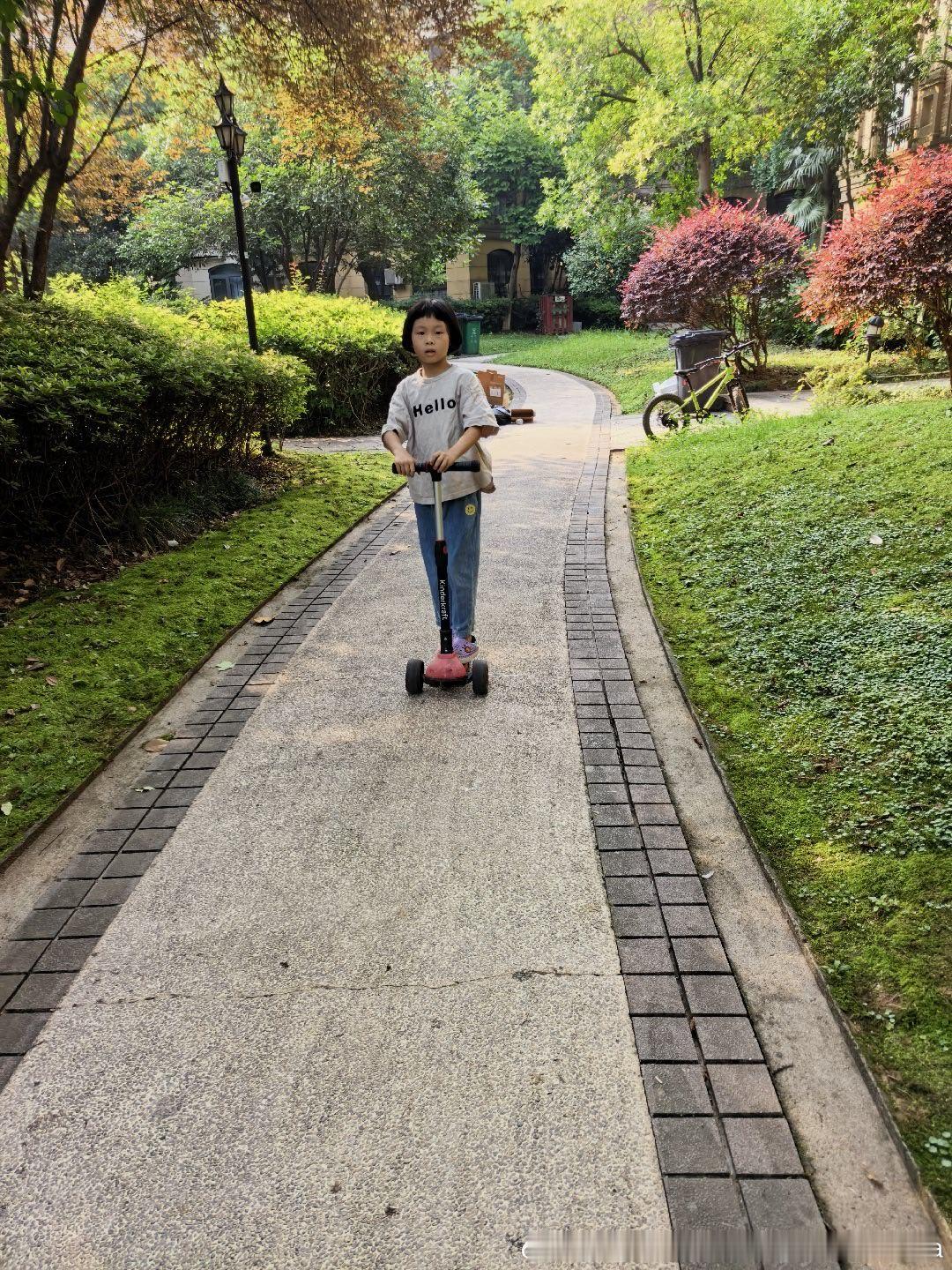 冲啊 上学啊妮娜一家饭团团日常