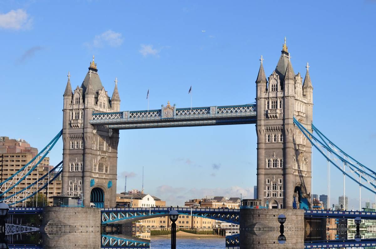 要钱没有要命一条！英国回应赔偿中资：若有，才需支付。7月16日，英国正式把英国钢