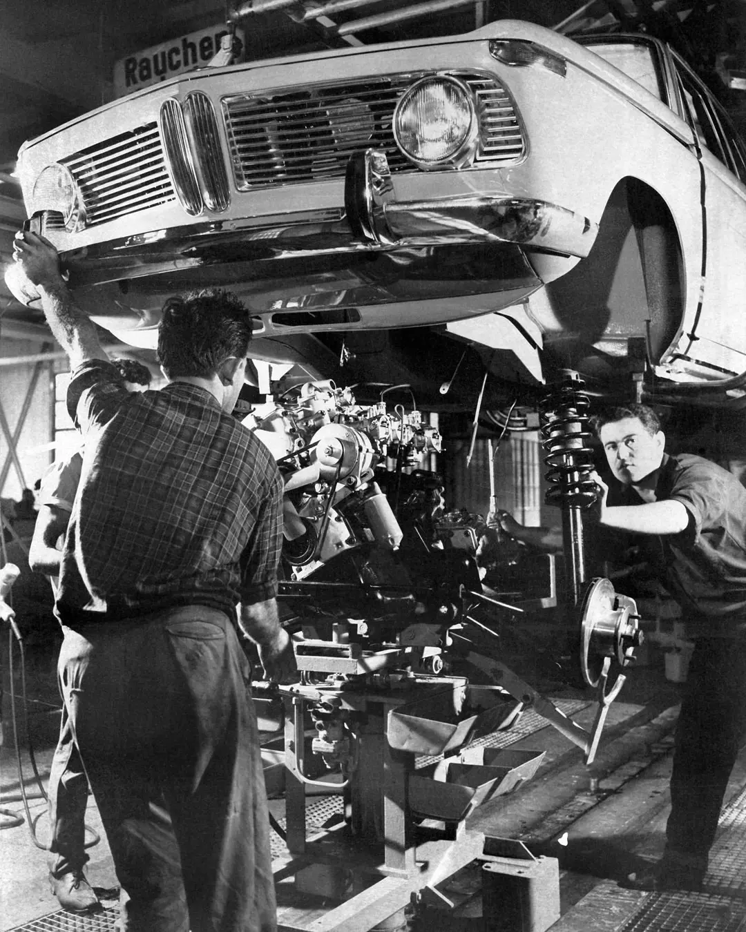 1986年第一代宝马M3·E30正式上线。