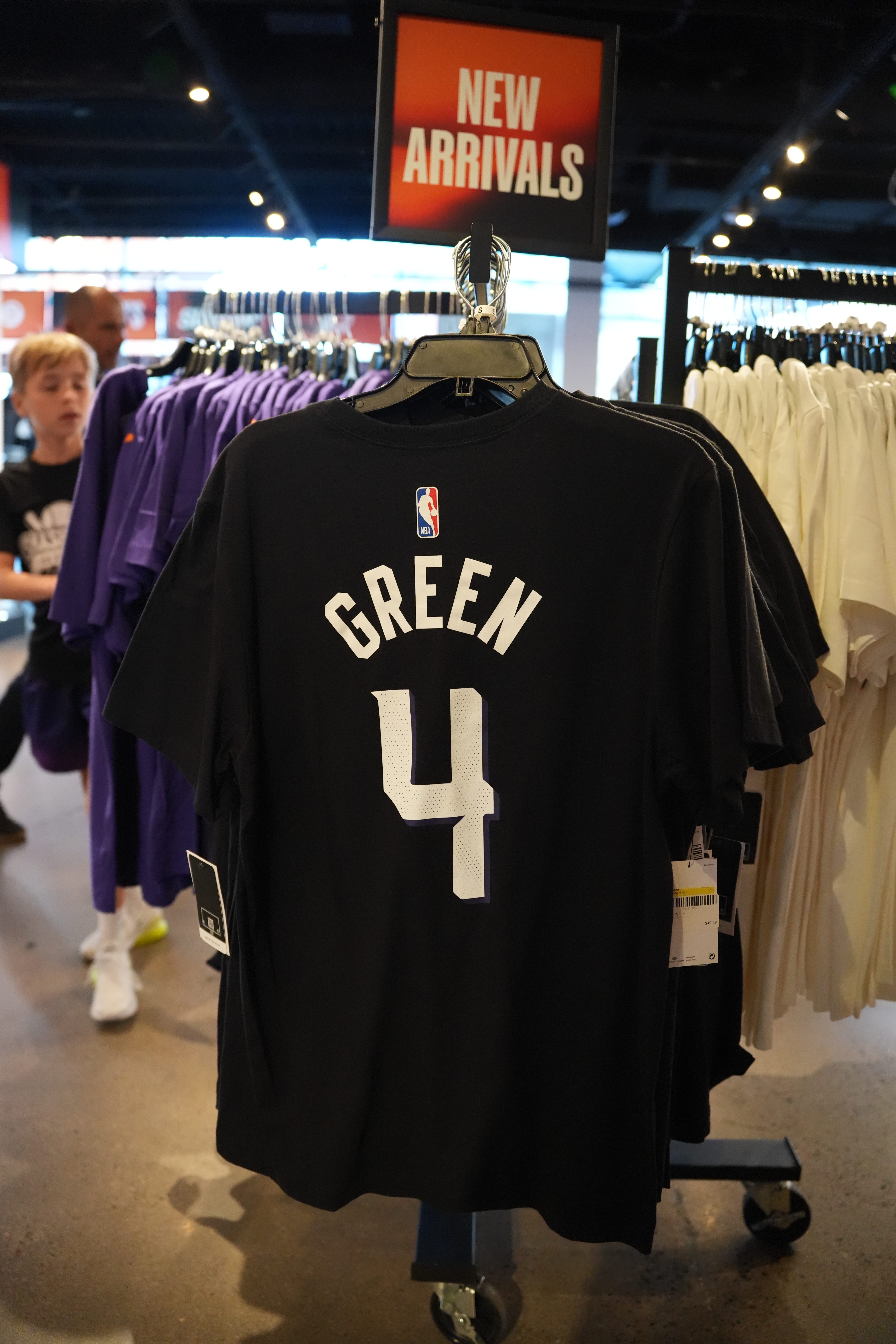 球队赢球 &JG得分过20，赛后抽 🔥 转评赞，猜猜JG本场数据，小编今天想把