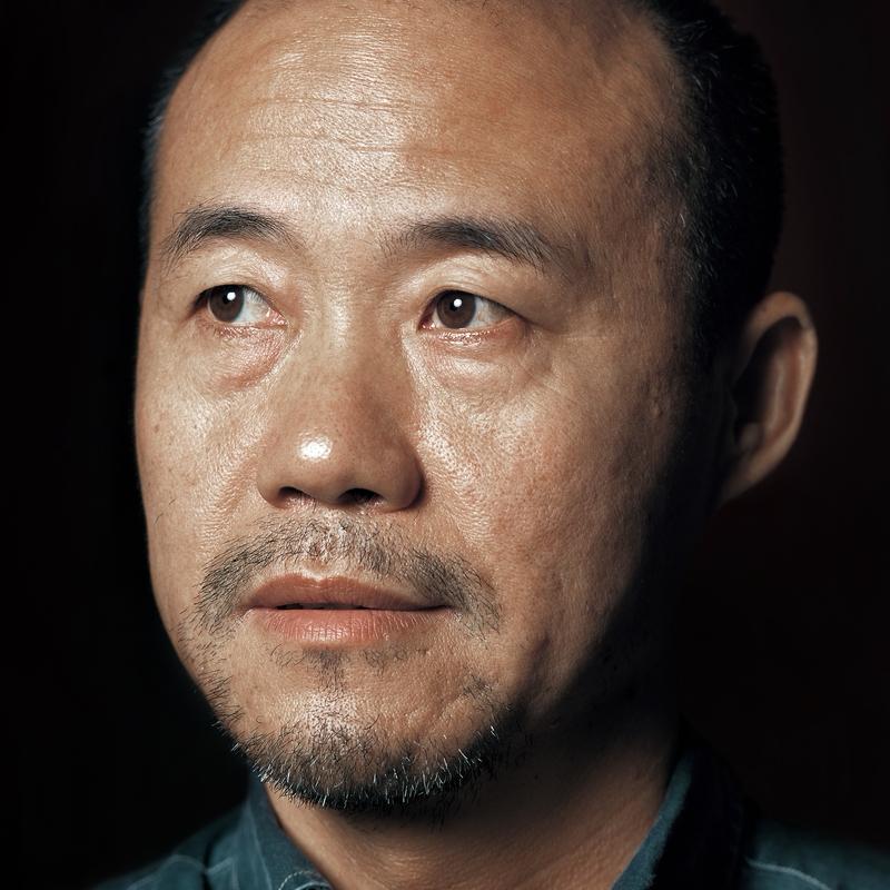 【王石上热搜了】
         看来尘埃落定了。前段时间限制王石出境曝光是试