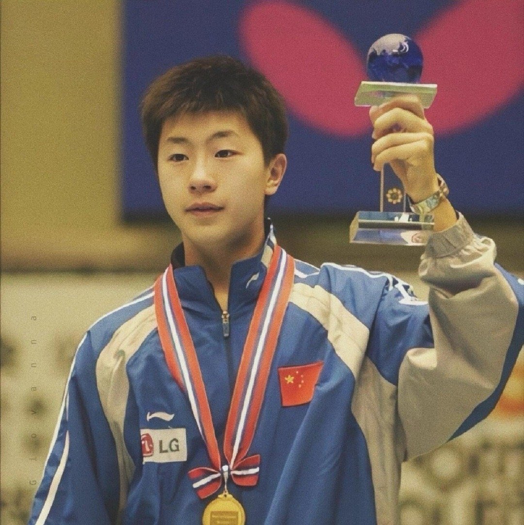 #还我妈生龙#一些少年时期的马龙[笑cry][笑cry][笑cry]这时候的鞍山