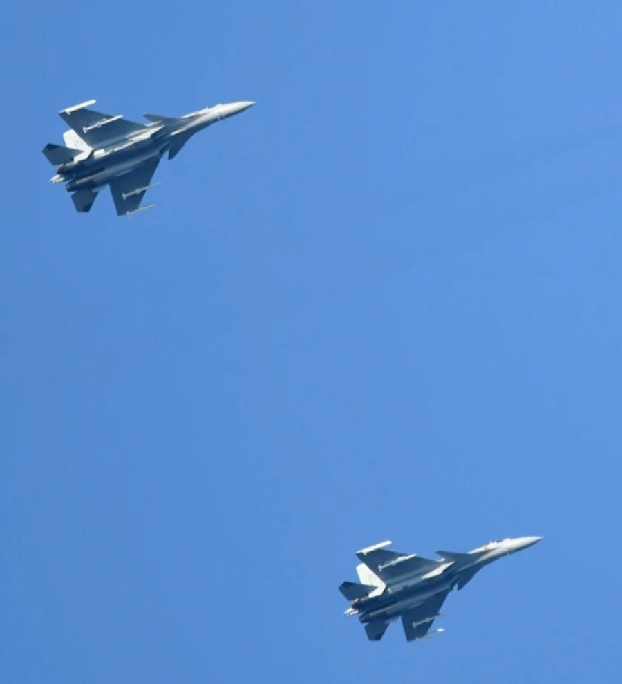 歼-15T，新弹 ​​​