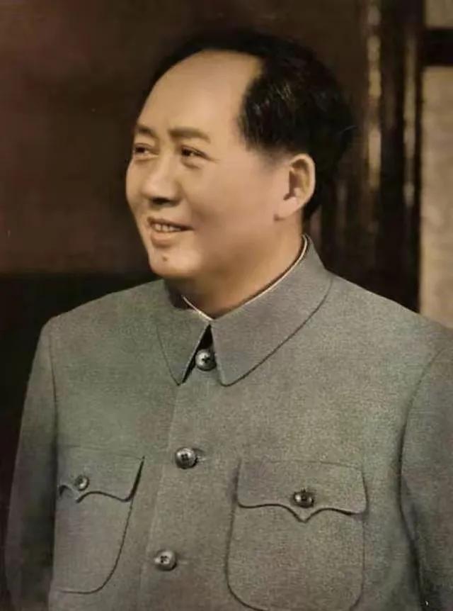 那一年亮剑，不逊抗美援朝！

1965年的中国，跟苏联关系已彻底破裂，对外需要同