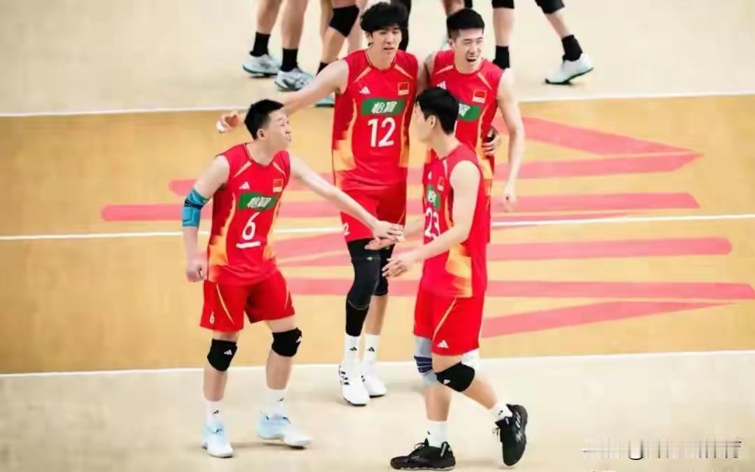 世界男排联赛临沂站，中国今天1：3不敌日本，三连败，明天16：30中国本站最后一