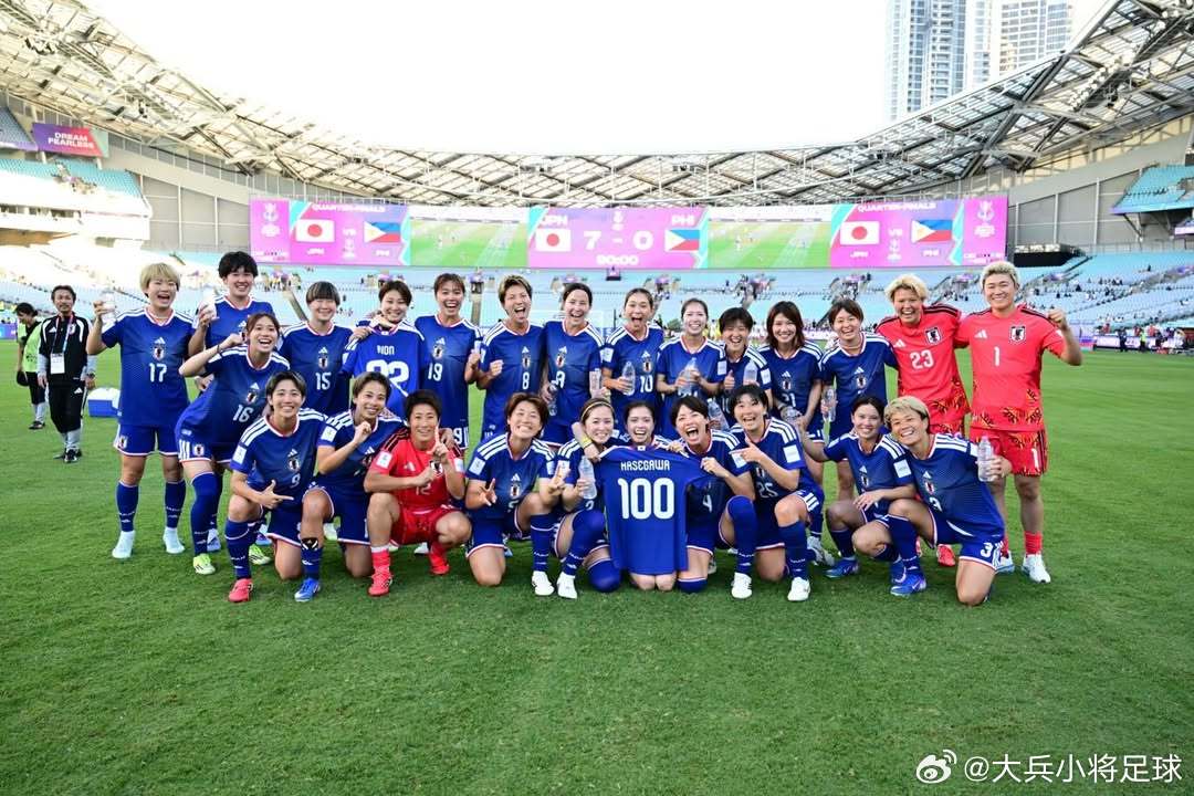 守屋是好人啊别人往長谷川唯头上浇水🐳守屋往浇水的人头上倒水🫗……nadesh