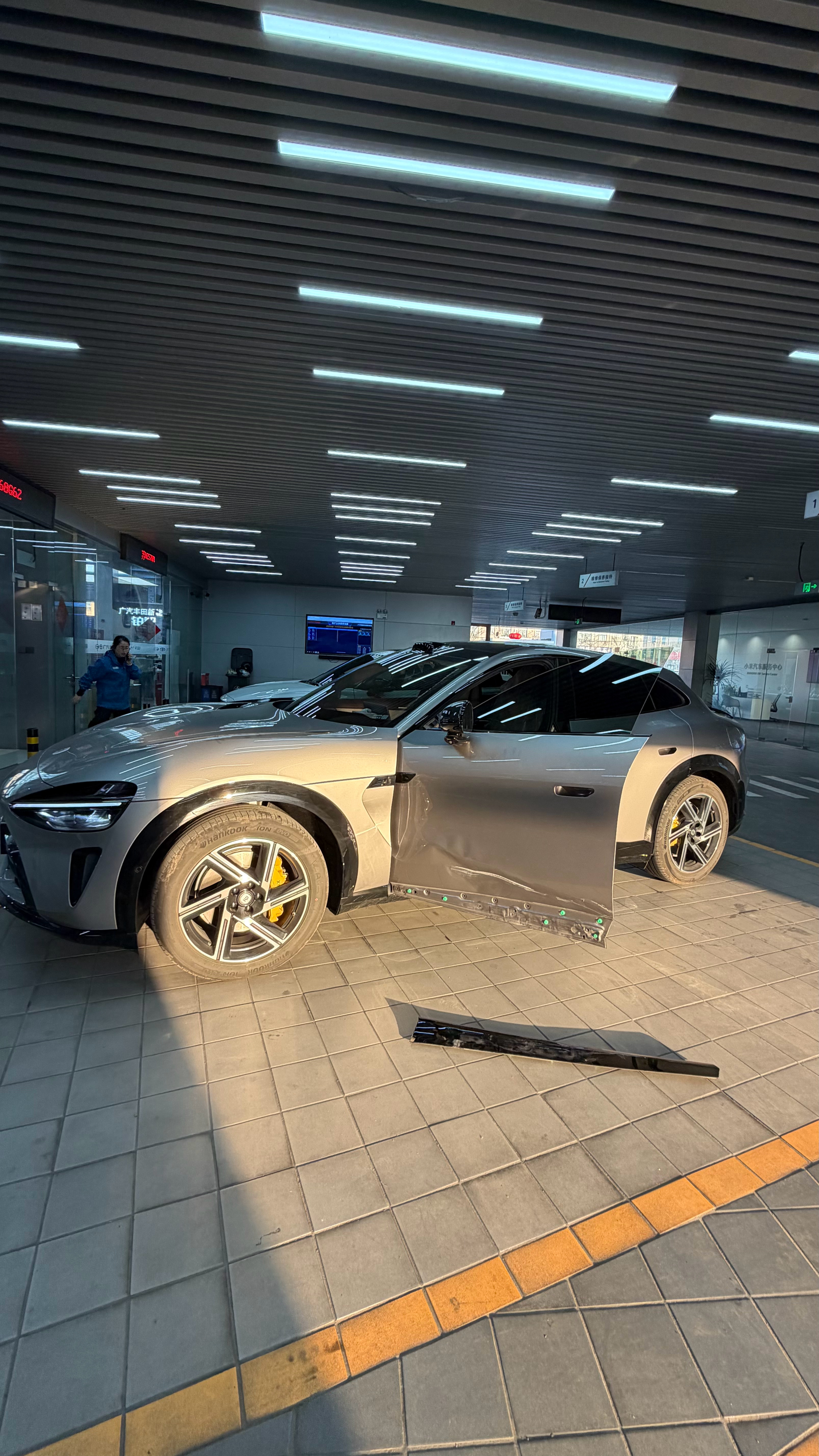 你说小车车会恨我吗小米汽车小米yu7