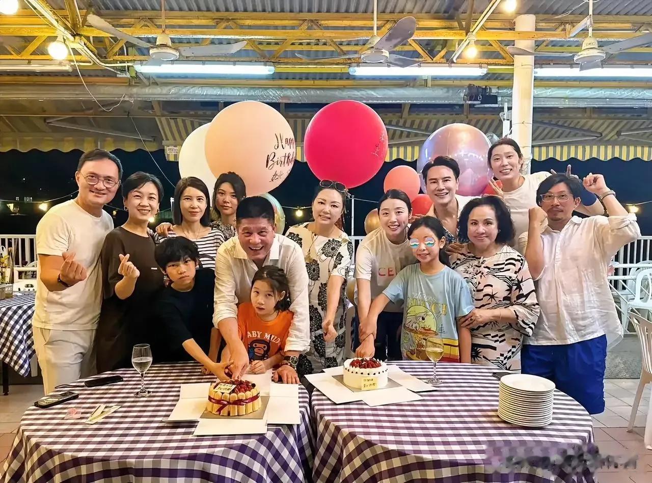 网暴朱婷不理智

姚迪没想到，一张图片把朱婷推到了风口浪尖上。

8月15日，是