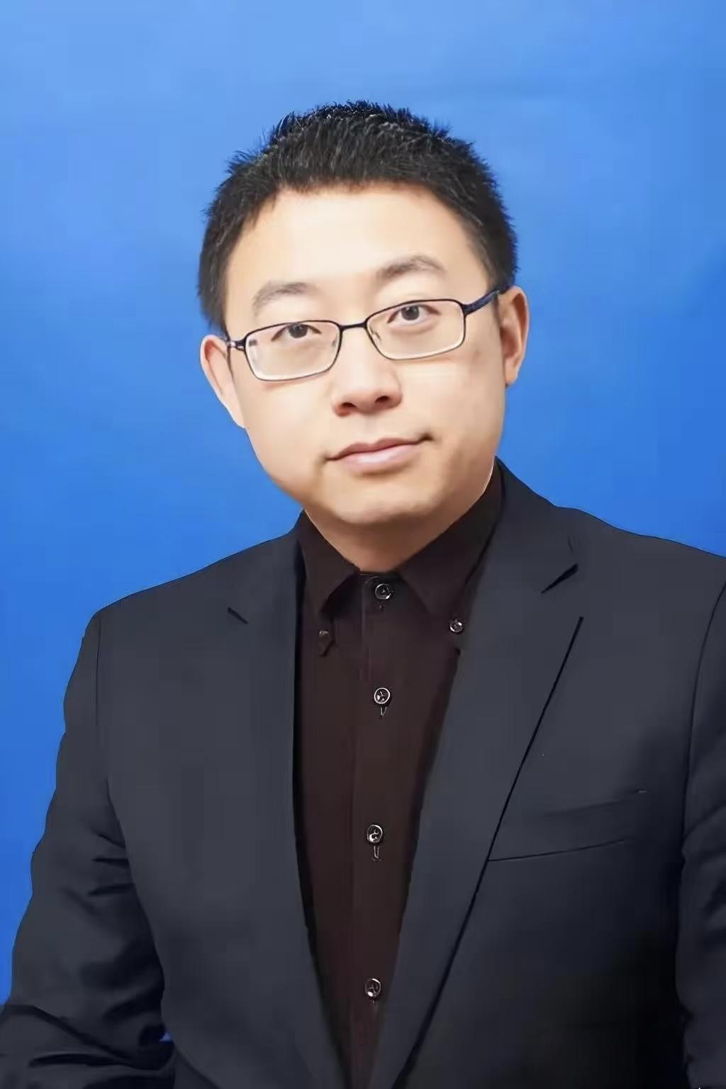 沈逸教授说考公不是“容错回收站”
真的特别有感触！当今时代考公的竞争有多激烈，大