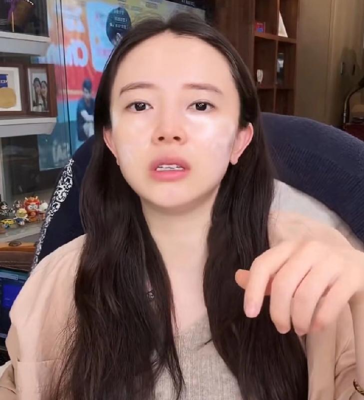 田志希谈亚锦赛

在这一点上，她的家国情怀远高于那个张本智和。“洋装虽然穿在身，