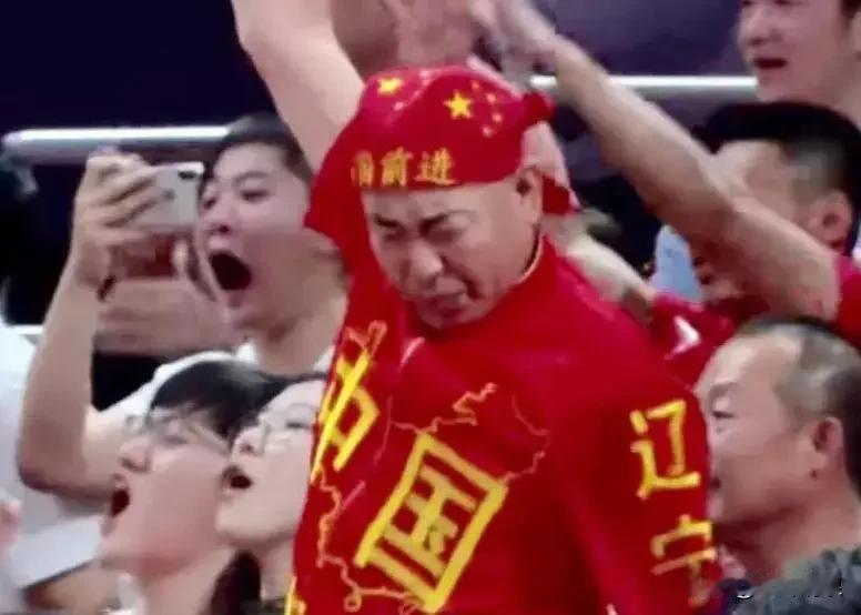 可悲呀！可耻！这场失利绝非偶然的失常，而是中国篮球在战术理念、人才培养和联赛生态