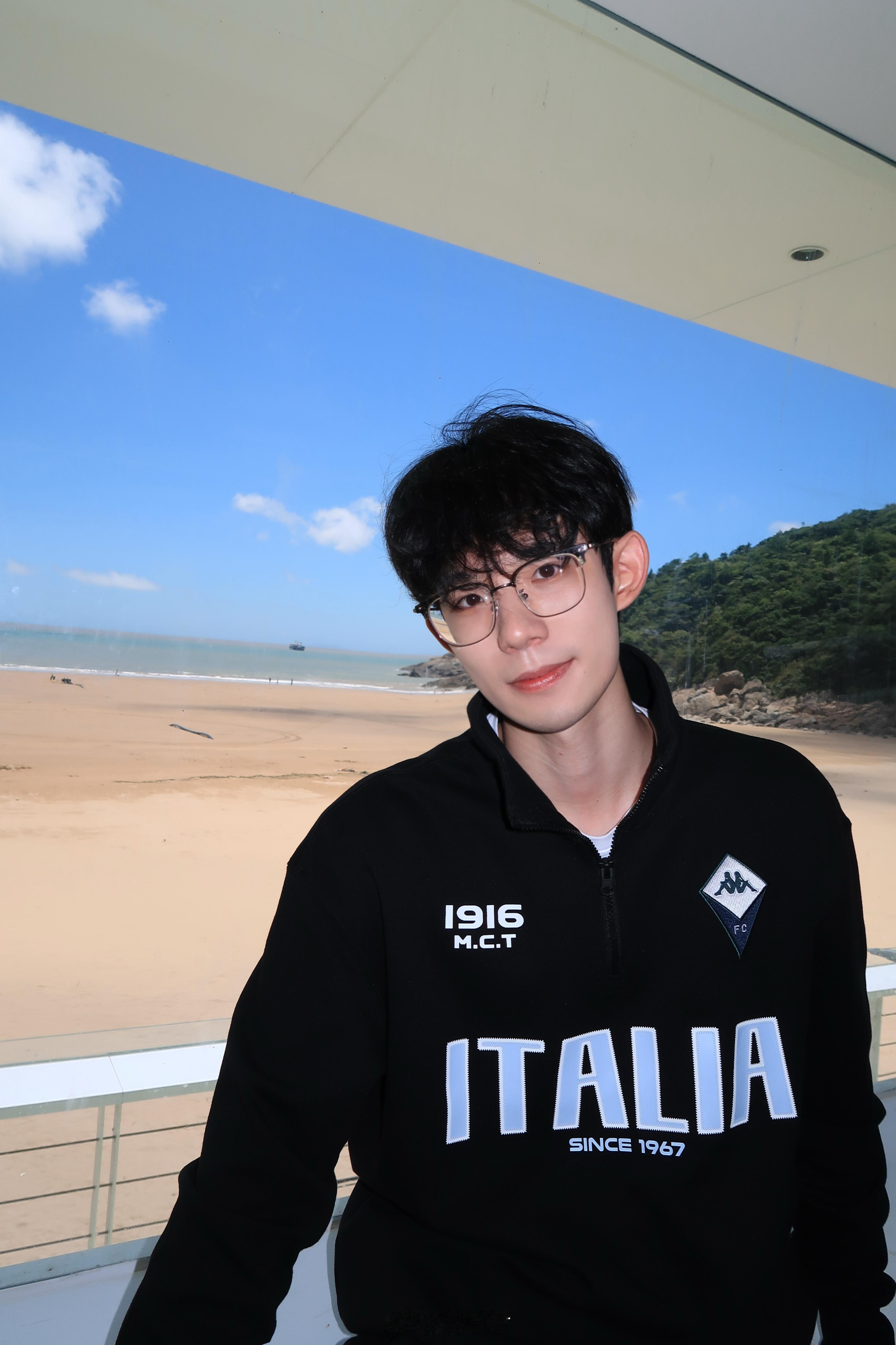 与海边的适配度满分。传送门丨Shooting C ​​​