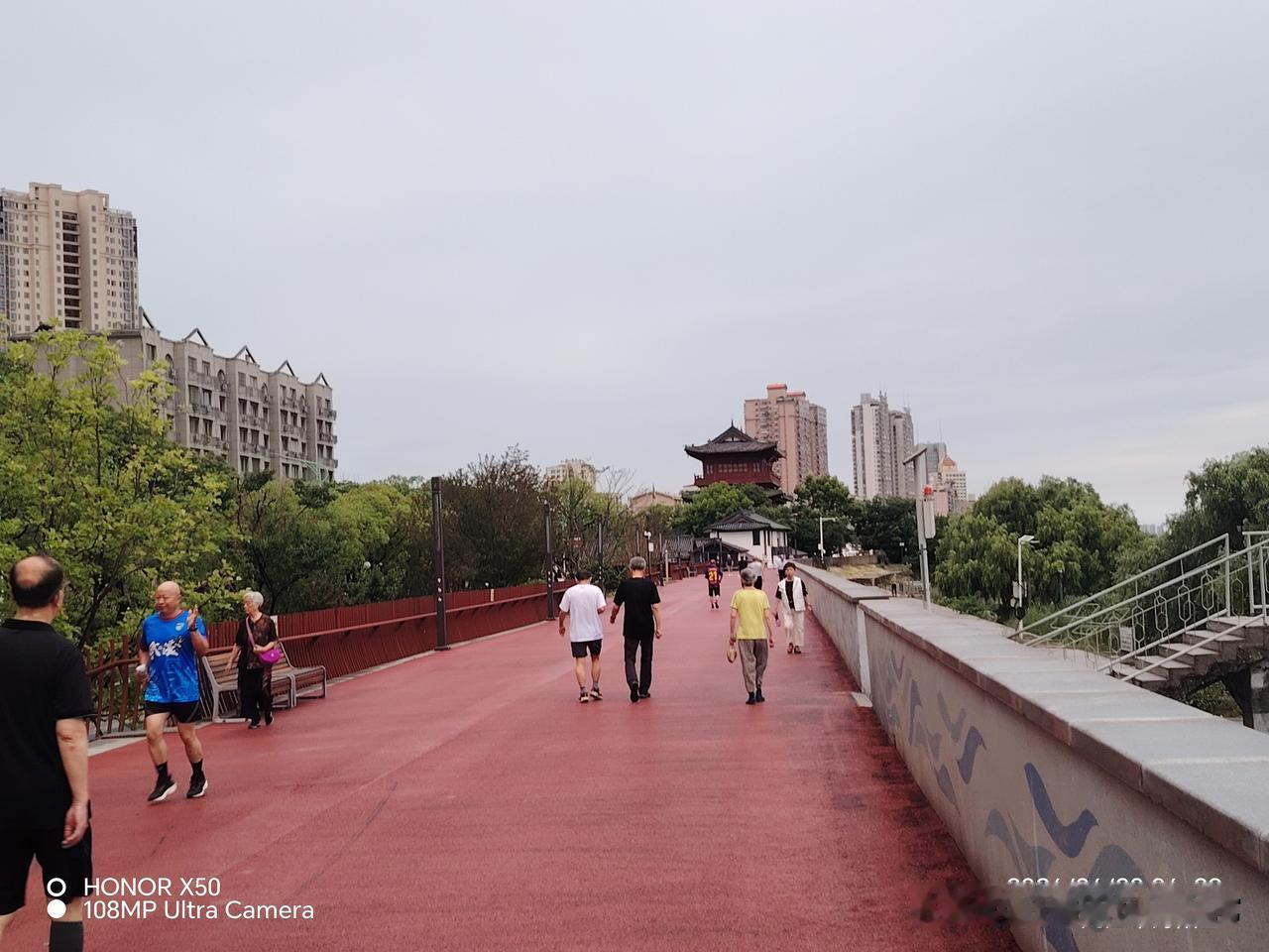 晒图笔记大赛2026年6月20日长江岸边晨练打卡分享运动快乐