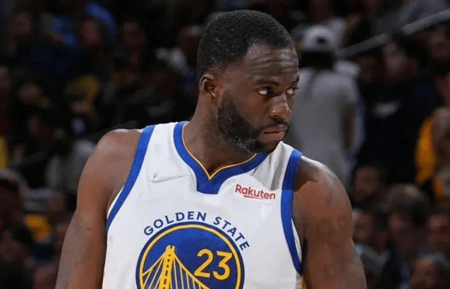 判若两人！格林上半场得到15分，下半场没有得分进账