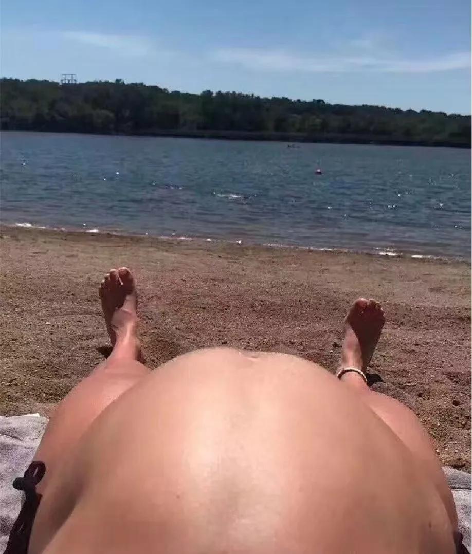 今天太阳真大，真的很适合晒太阳