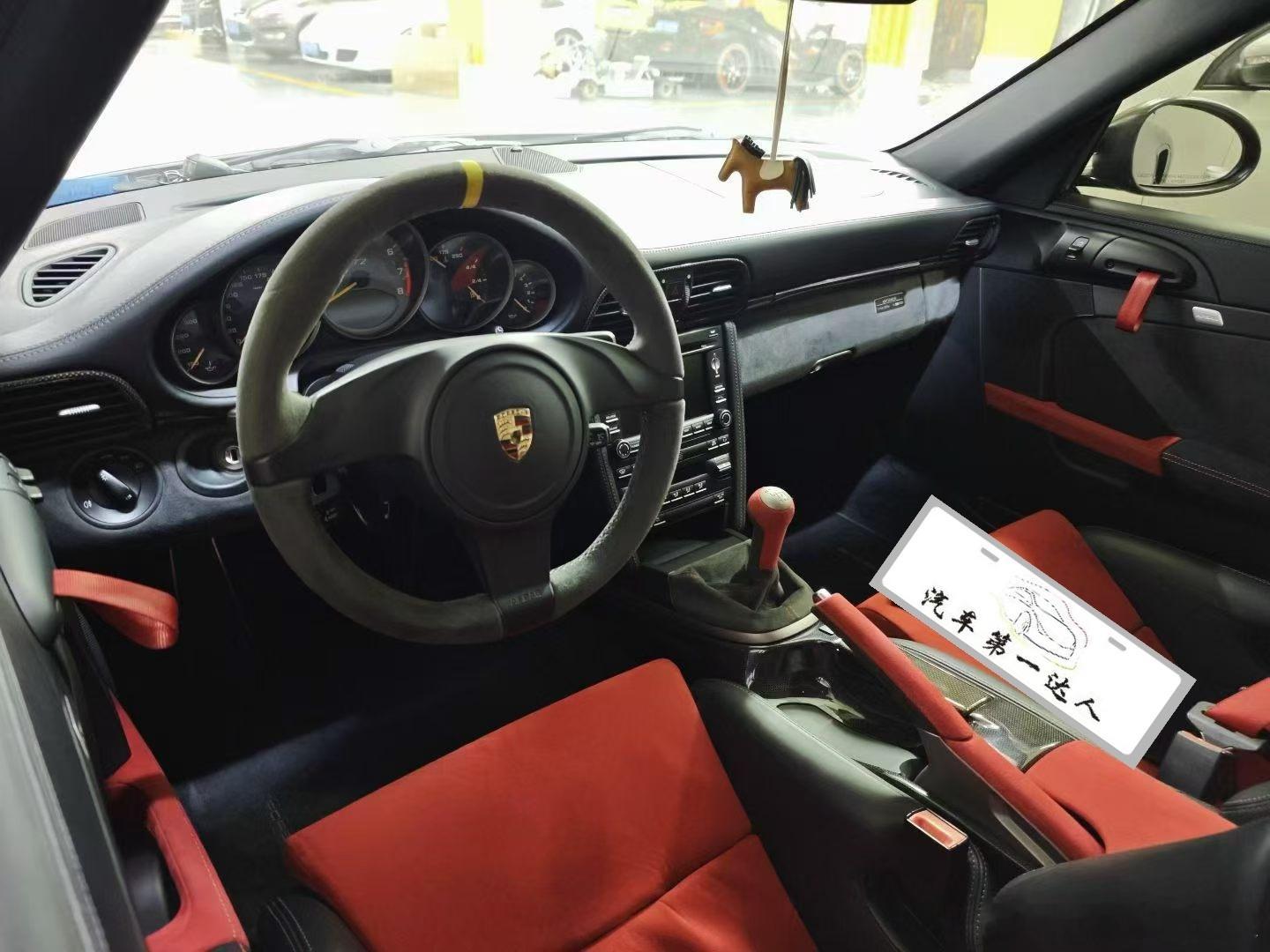 人生最难得，是在喧嚣中守住初心，在浮华里遇见珍品。这台997.2 GT2 RS，