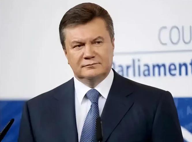 乌克兰真正的罪人到底是谁？是泽连斯基？还是波罗申科？这些答案都错了！真正把国家带