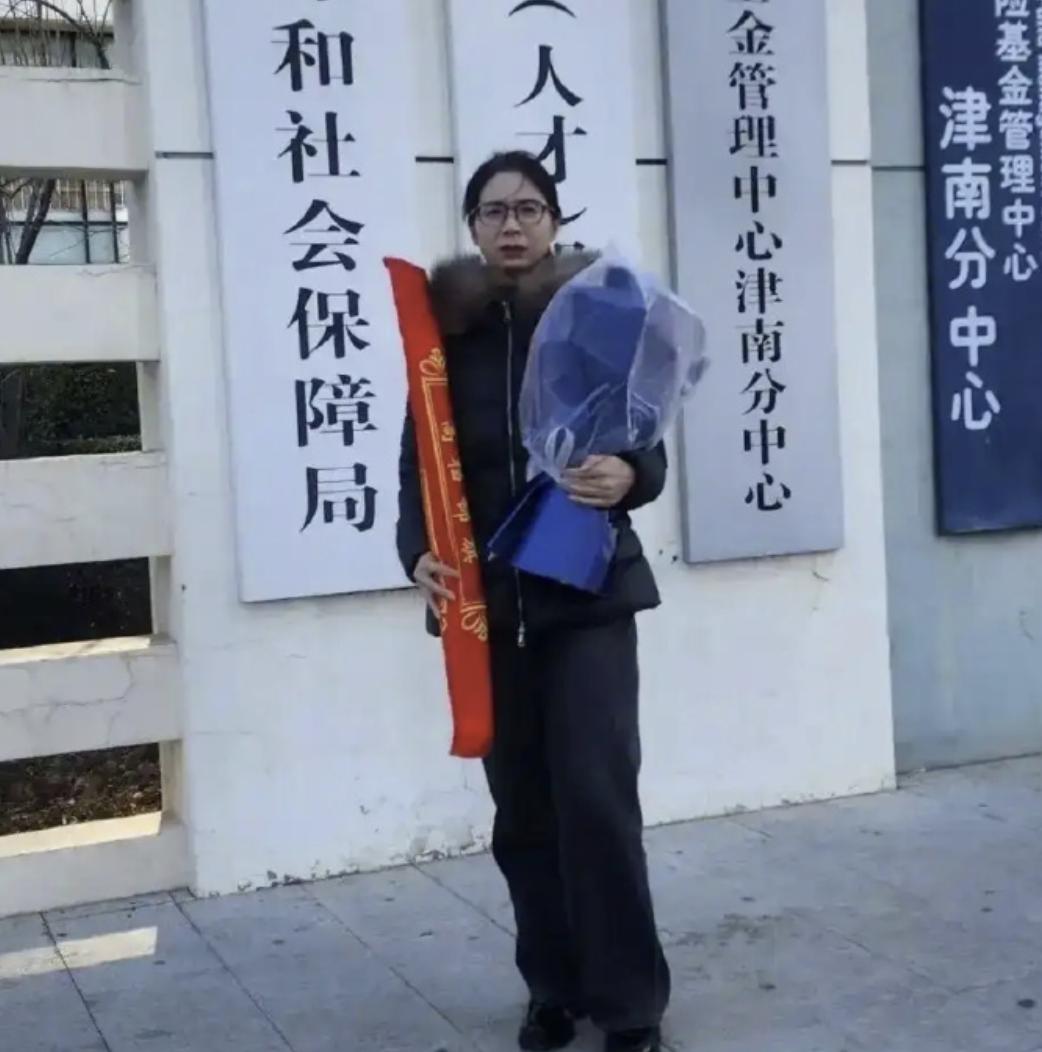 年薪120万的女销售总监，一次出差被公司实控人性侵后，整个人都变了——听到高跟鞋
