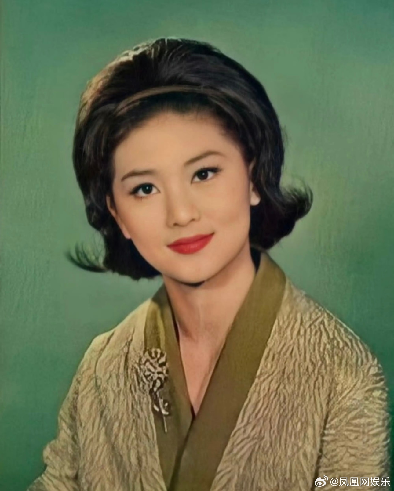 苗金凤去世据港媒，曾经在60年代红极一时的演员苗金凤于6月25日下午三时在香港将