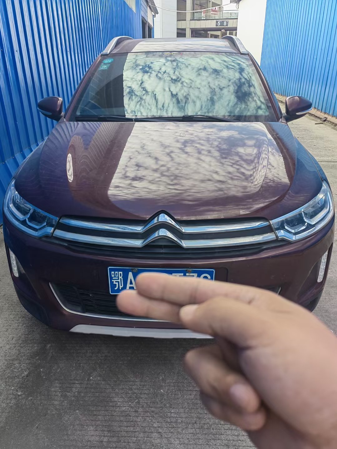 福利车型2017年上牌安全行驶38000公里，1.6不死鸟的发动机自动挡，原版原