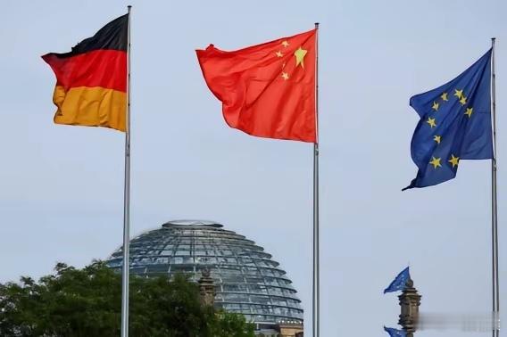 欧洲人快被中国逼疯了！从德国回来的同事跟我说：欧洲人现在最恨的不是中国货便宜，而