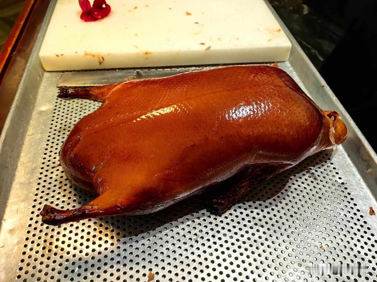 北京烤鸭哪里最好吃万荣烤鸭店。好吃不贵。