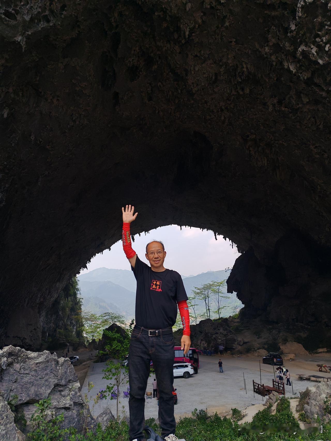 流浪广西第26天总结
1、房车未动，驻车在三门海停车场，0公里
2、免门票游览国