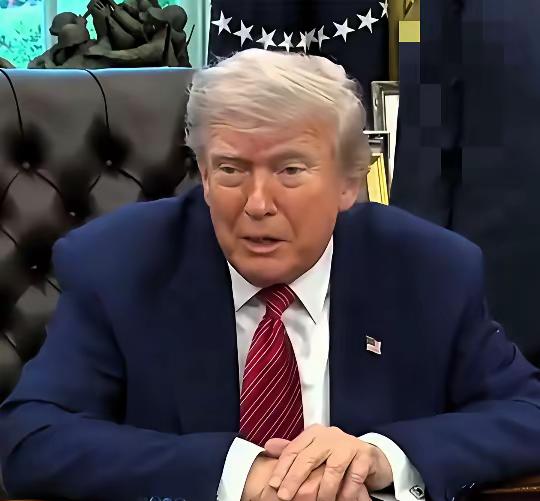特朗普当过两次美国总统，发现只要不跟中国对着干，美国依然是超级大国。第一次当总统