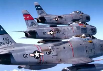 1953年，在停战协议生效前10个小时，美国一名空军上尉为了刷战绩，窜入吉林上空